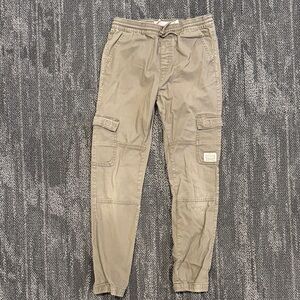 Levi’s Cargo Joggers